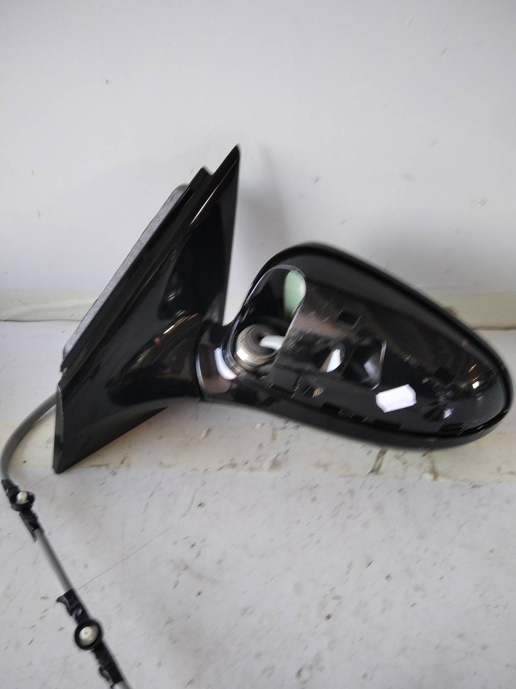 Retrovisore est. regolaz. elettr. sx.